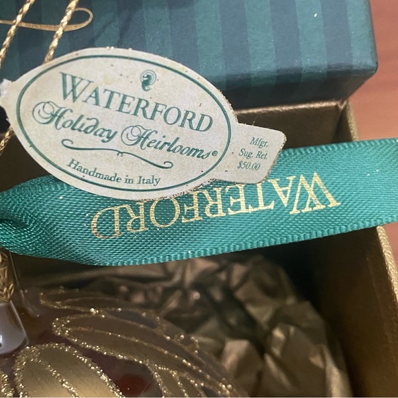 Vintage1999-2000 WATERFORD Holiday Heirlooms Celebration Ball Handblown Ornament - Picture 4 of 16